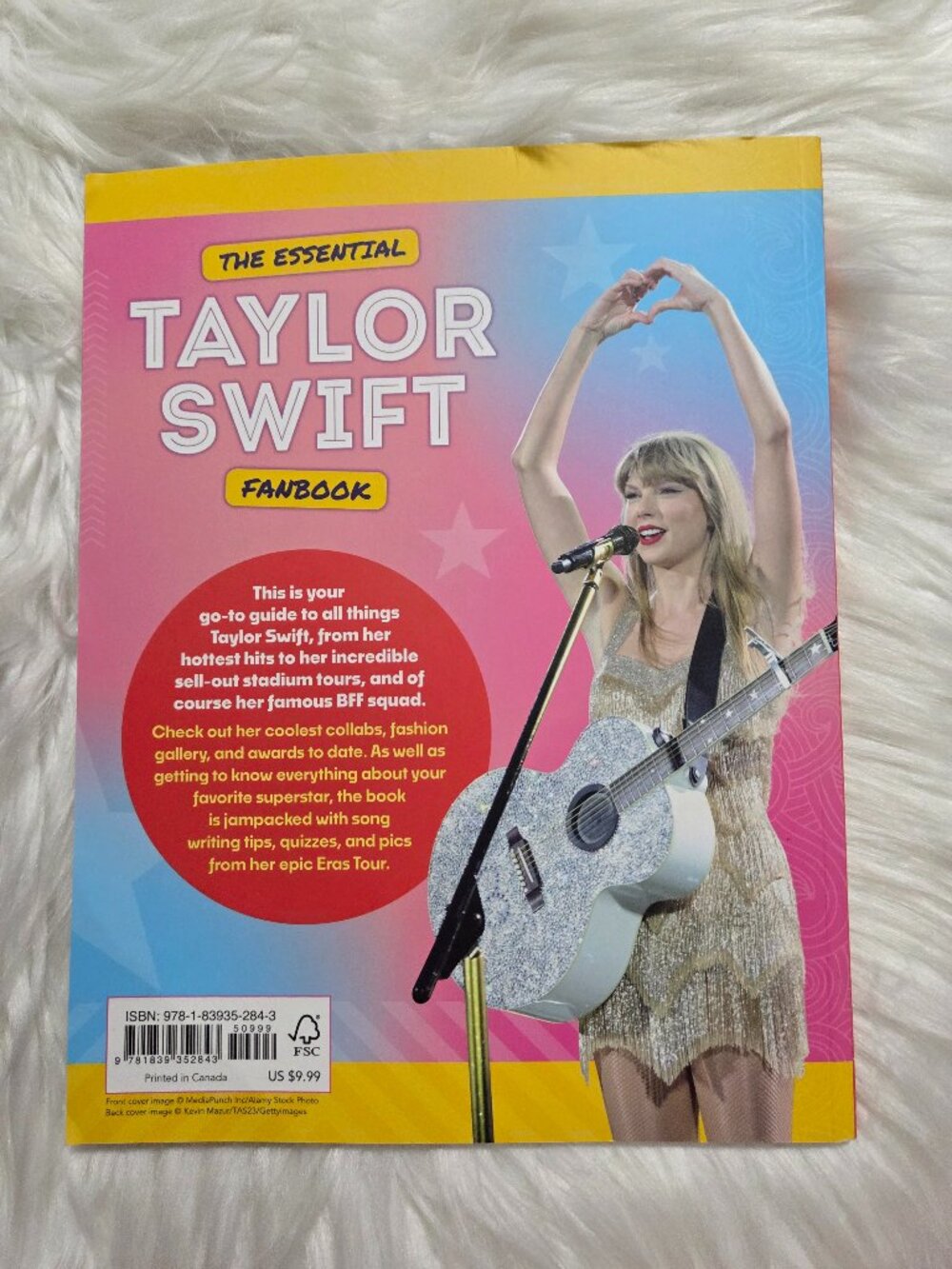 Taylor Swift Book Bundle - Picture 14 of 14